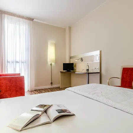 Hotel YIT Ciudad De Zaragoza-2